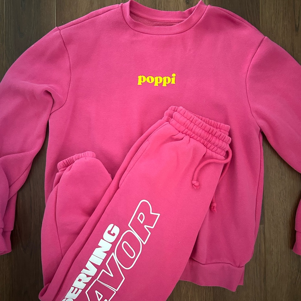 Women’s Poppi x Target Set